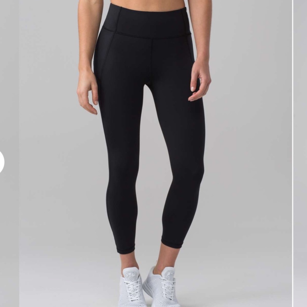 Lululemon Final Lap Crop *23" black